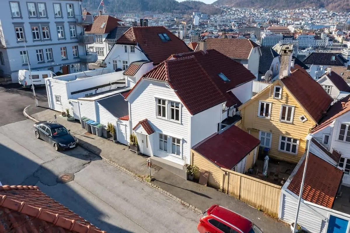 בית נופש ברגן Dinbnb Apartments I Skansen Funhouse! Gym, Outdoor-Area & Location!